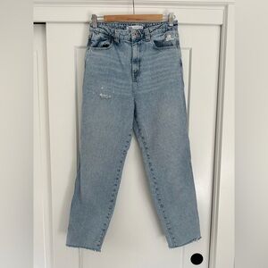 Zara Light Wash Cropped Women's Jeans